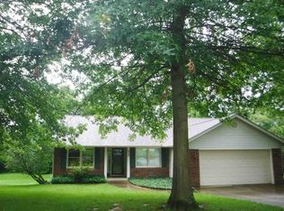 825 W Rosewood Dr, Bloomington, IN