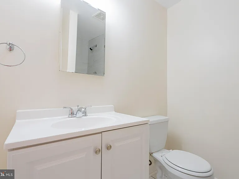 3048 Silent Valley Dr — Photo 17