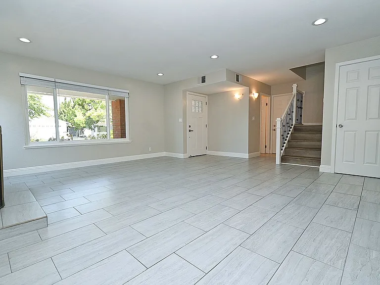 3332 Hogarth Pl — Photo 13