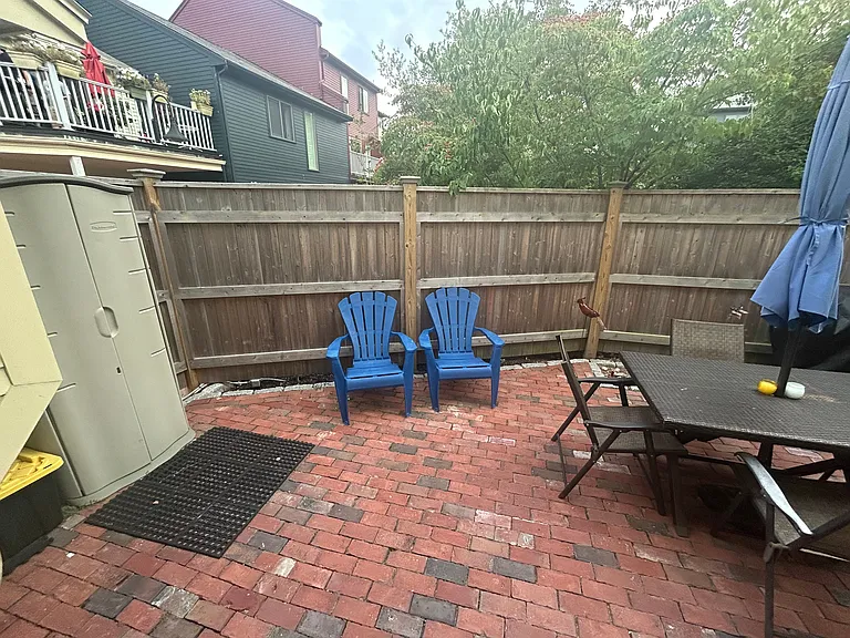 301 Swans Wharf Row — Photo 35