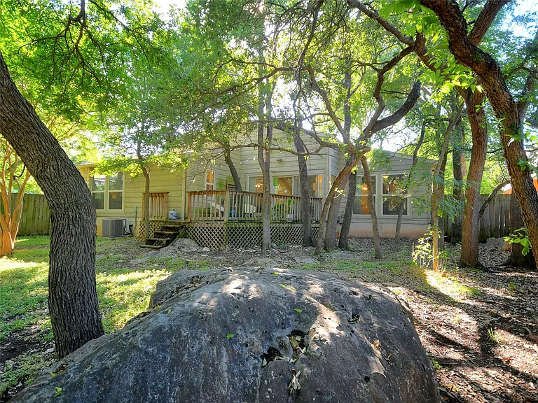 8121 Ceberry Dr #B — Photo 13