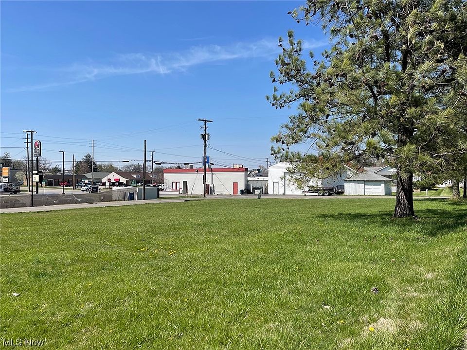 1st image of 560 Kinzel Ave