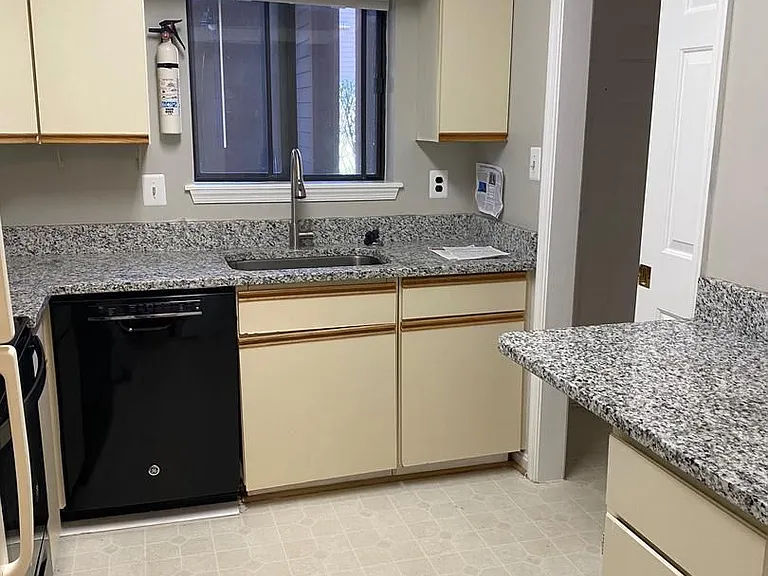 2822 Lee Oaks Pl #101 — Photo 13