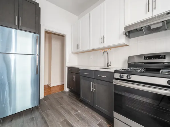 880 47th Street image 1 of 7