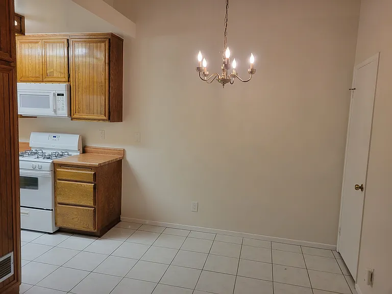 27948 Tyler Ln #436 — Photo 8