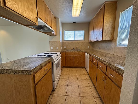 4th image of 2404 18th St