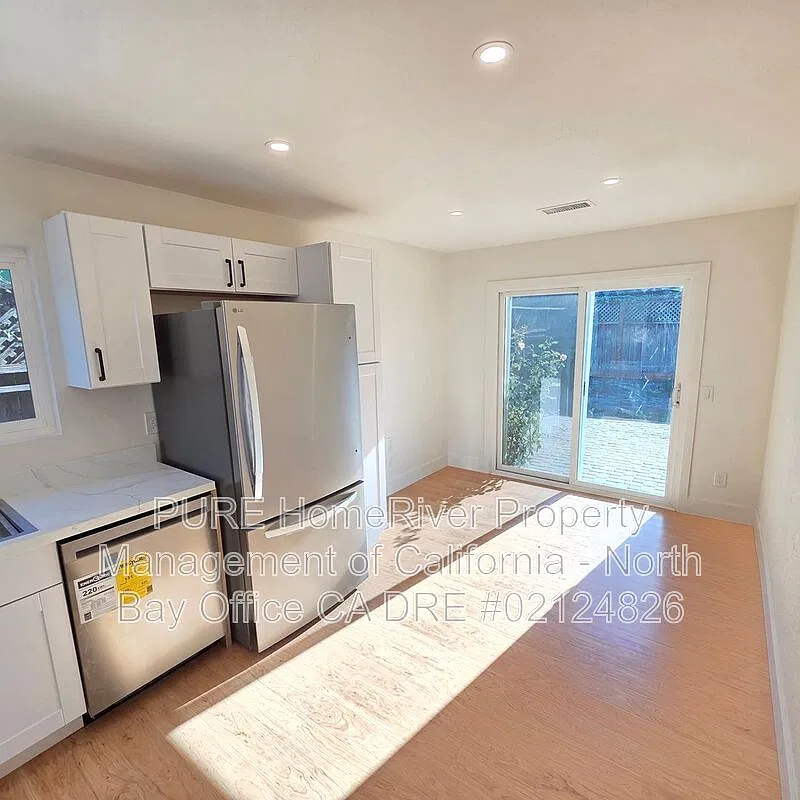 4 bed, 2.0 bath, 1375 sqft, $4,200 — Photo 4