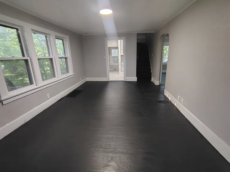 3016 School St — Photo 3