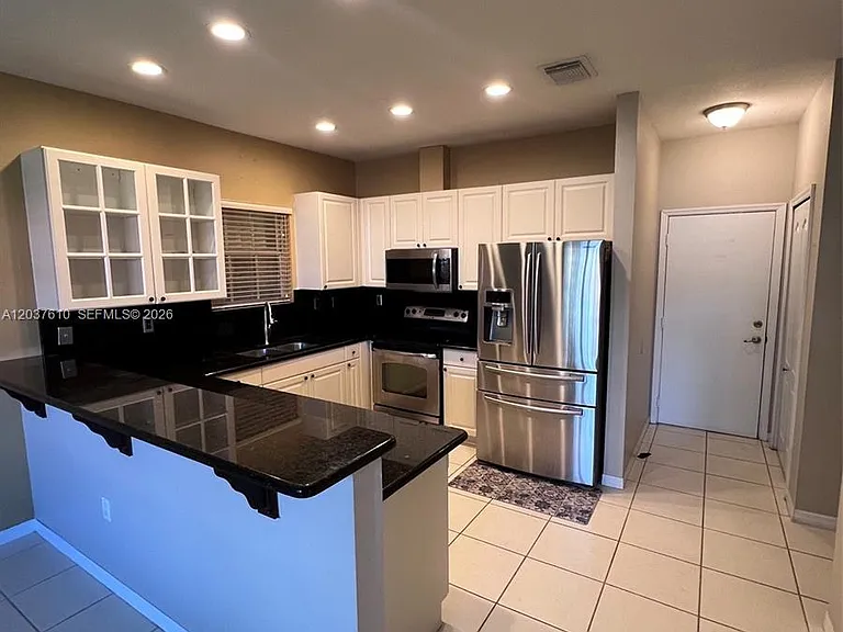 10155 SW 159th Ct — Photo 2