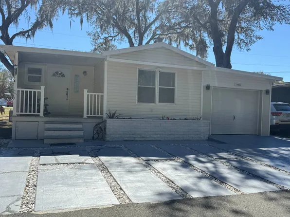 38044 Wren Rd, Zephyrhills, FL 33540