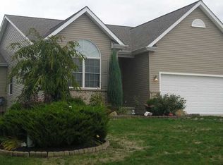 2840 Cardinal Dr, Erie, PA 16509