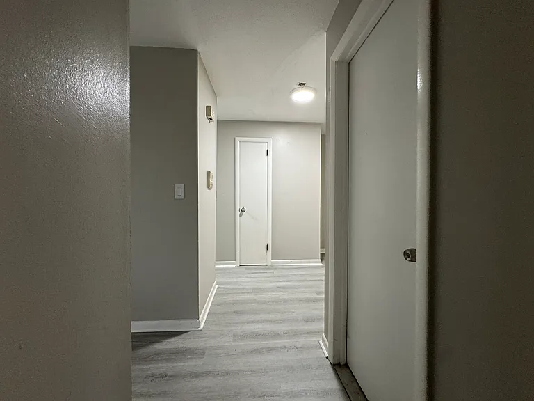 256-D3 S Marshall St #D3 — Photo 8