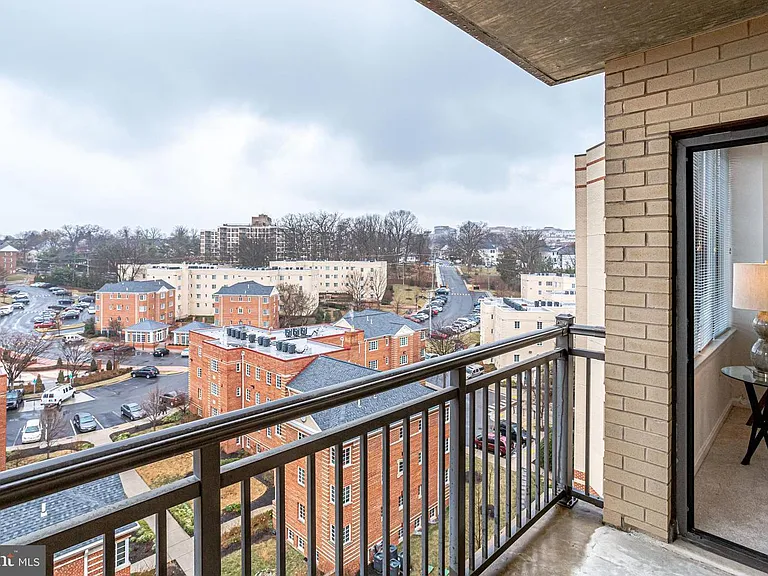 2220 Fairfax Dr #803 — Photo 10