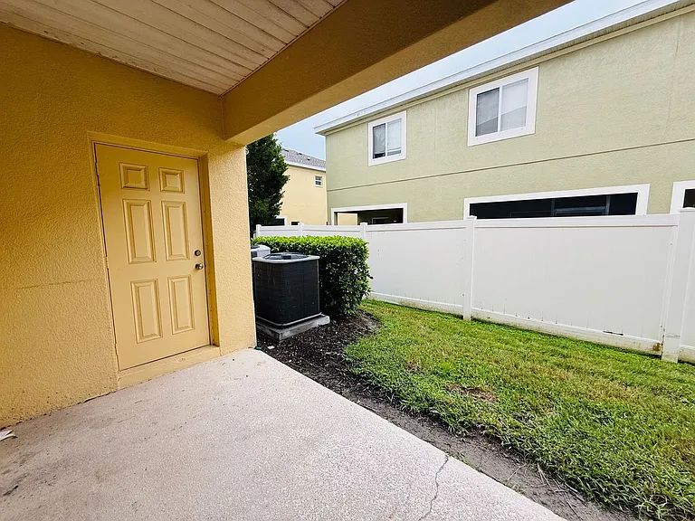 8533 Trail Wind Dr — Photo 26