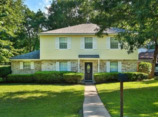 616 Orangewood Dr, Conroe, TX 77302