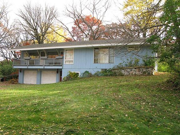 2nd image of 3623 Oakgreen Ave N