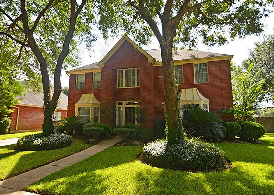 1502 S. Medio River Circle