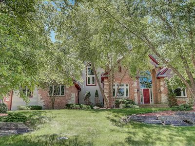 N11W29888 Saint James Way, Waukesha, WI, 53188