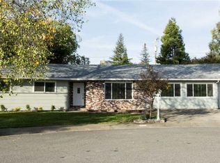 1555 Robinson Dr, Red Bluff, CA 96080