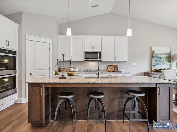 3rd image of 10439 Odette Estate Ln #J2