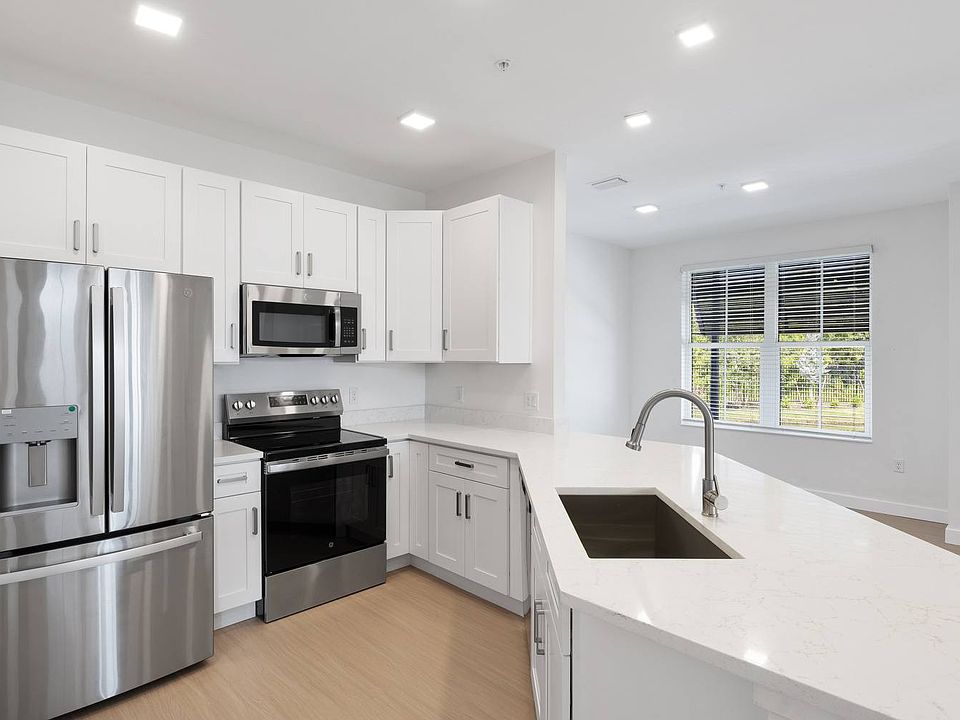 1st image of 100 Hatchett Creek Blvd #110-207