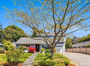 10746 28th Ave SW, Seattle, WA 98146