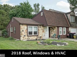 28 Cardinal Dr, Clementon, NJ 08021