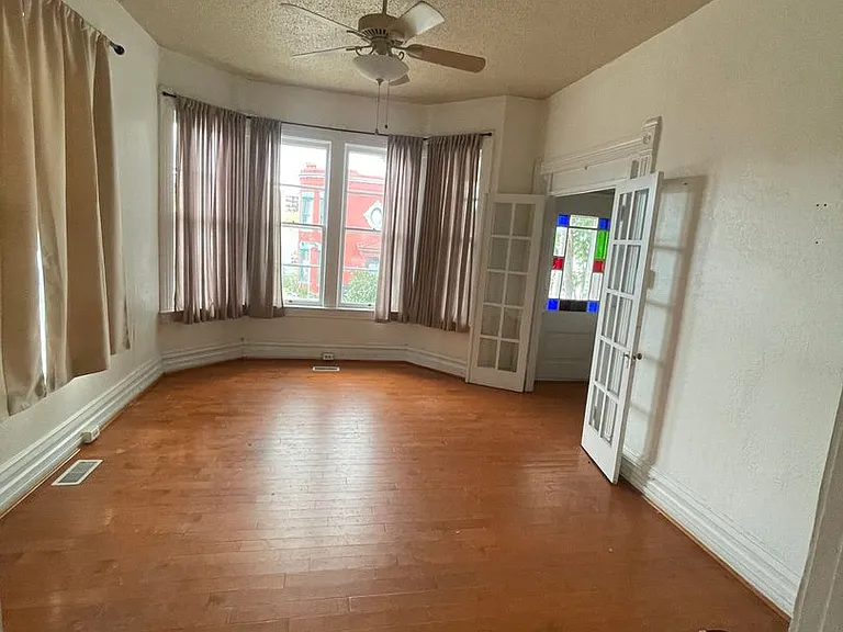 327 N Alabama St — Photo 15