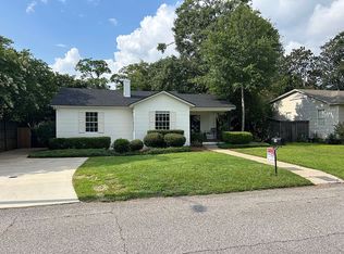 16 Lancaster Rd, Mobile, AL 36608