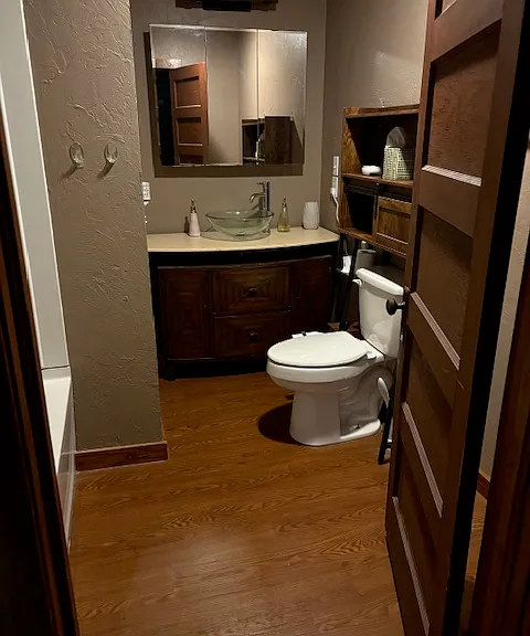 102 S Fisher St #A — Photo 2