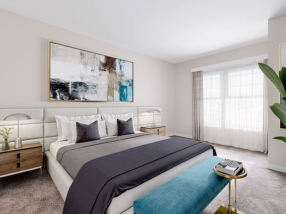 5th image of 130 Hempstead Ave APT 104