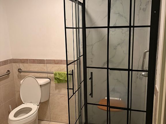 5th image of 2334 N 29th St #1