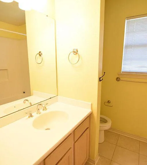 515 Kinney Dr — Photo 10