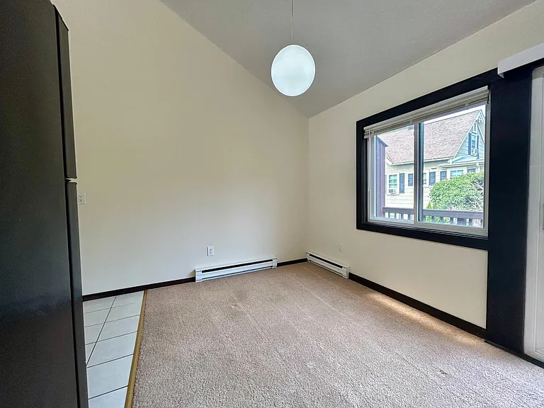 118 Osborne St #2B — Photo 6