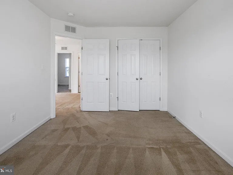 4 Cornerstone Dr — Photo 42