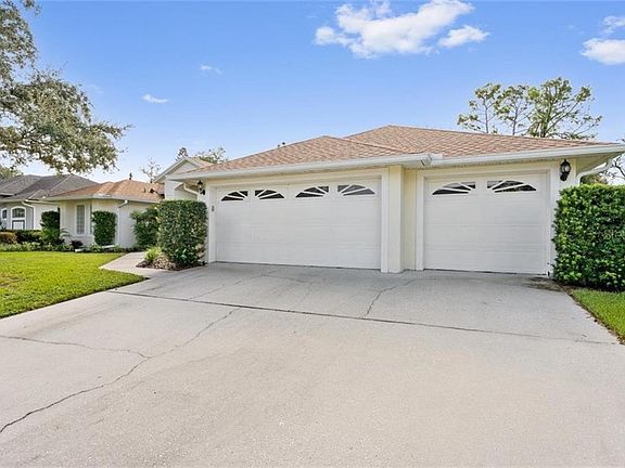 4th image of 1687 Carillon Park Dr