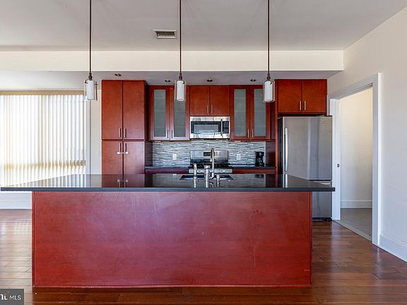 4th image of 1535 N Philip St #39-22