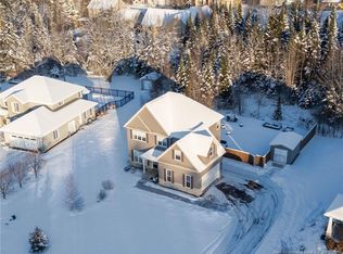 51 Maurice St, Dieppe, NB E1A 8R1