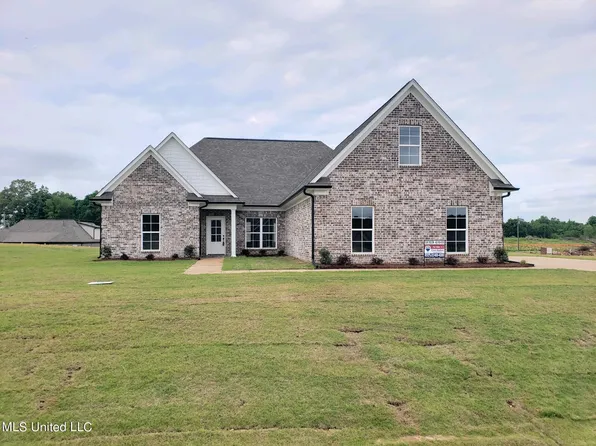 111 Honor Cv, Senatobia, MS 38668