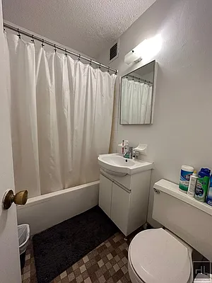 Rented by Highline Residential | media 14