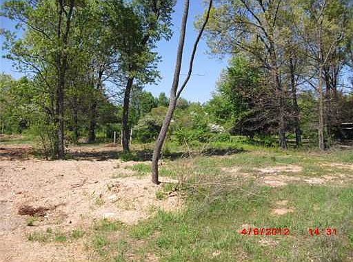 2nd image of N 48th St