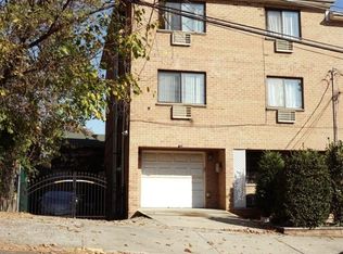 6037 84th St, Middle Village, NY 11379