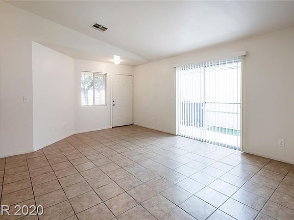 3rd image of 2321 Daisy Hill Ave