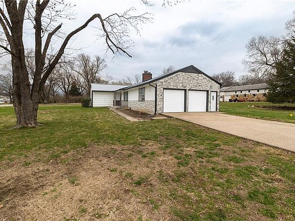 4th image of 5317 NW Waukomis Dr
