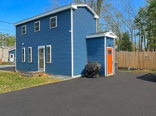 43 Grove Ave, Old Orchard Beach, ME 04064