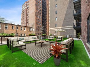 Melrose By The Lake, Chicago, IL 60657