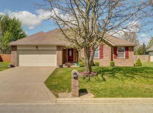 108 Maplewood St, Rogersville, MO 65742