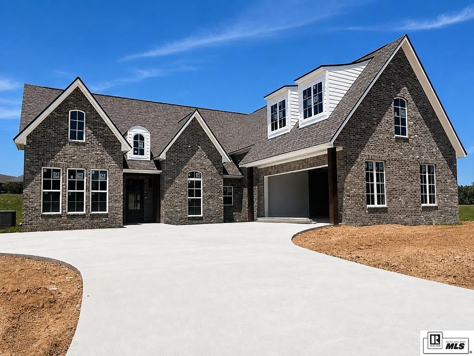 1st image of 165 Loblolly Ln