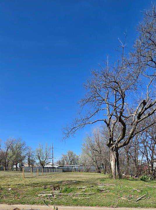 1st image of 2435 SW 40th St Lot 31 & 32