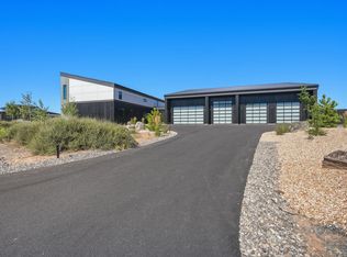 62333 McClain Dr, Bend, OR 97703